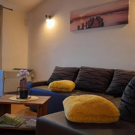 With Parking Space - 20673 普拉