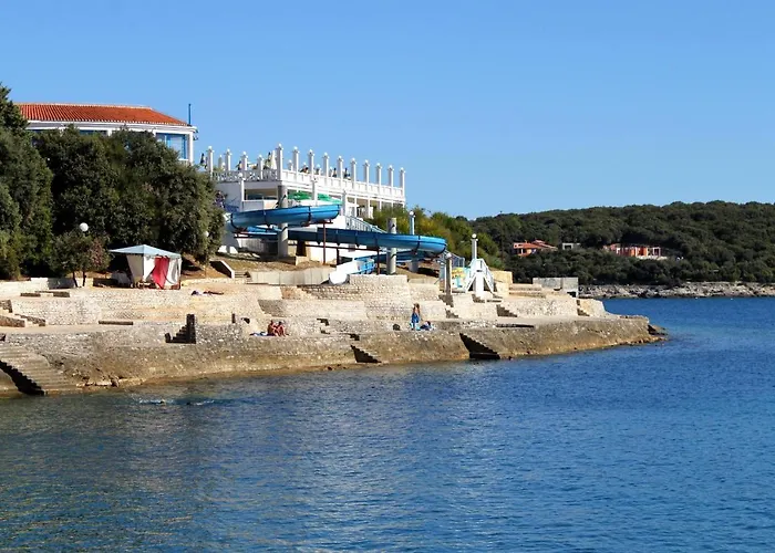 With Parking Space - 20673 Apartman