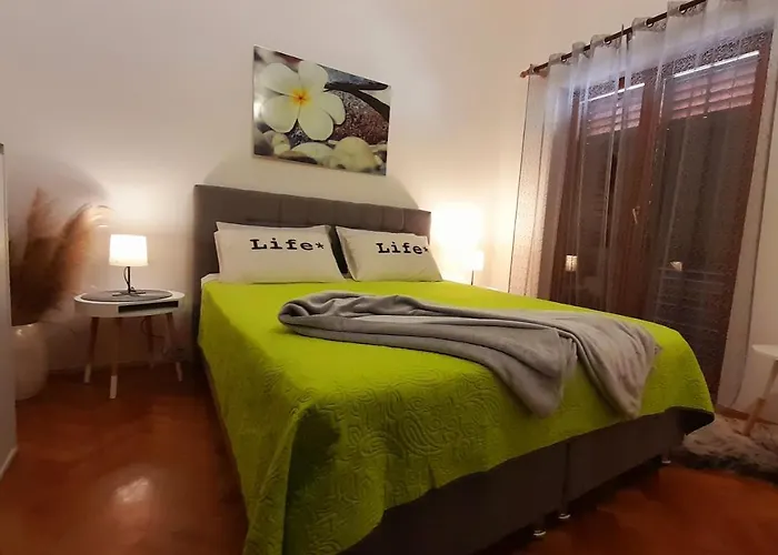 With Parking Space - 20673 Lejlighed *